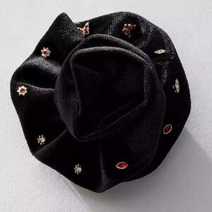 FREE PEOPLE Velvet Rosette Brooch Black with Stud earrings pack Gold Tone NWT